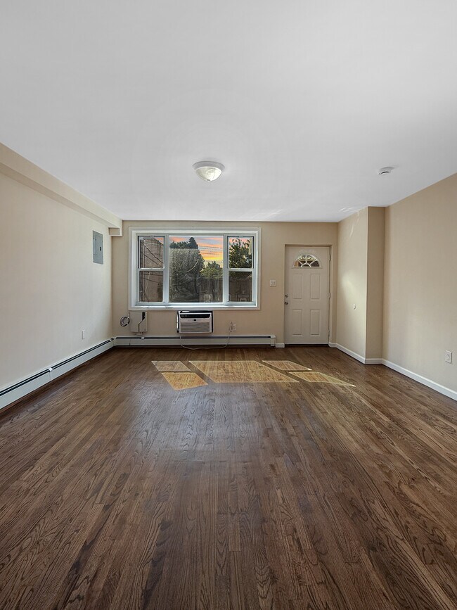 sala de estar - 495 Maple St