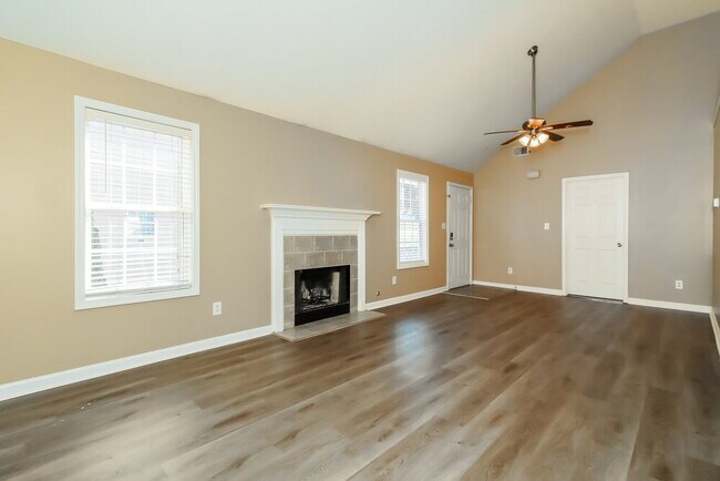 Building Photo - 1072 Abington Ct