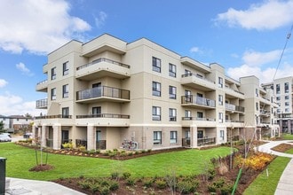 Building Photo - 978 Paisley Rd