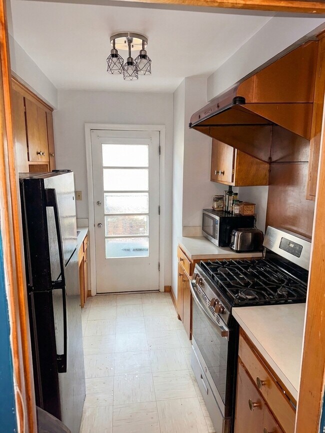 Foto del edificio - 3611 Forest Ave