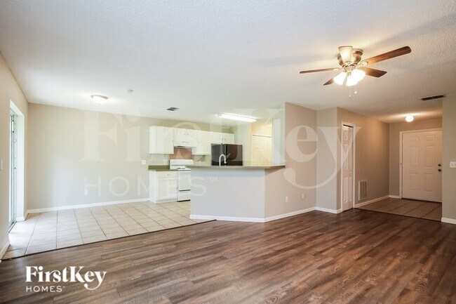 Building Photo - 415 Calhoun St