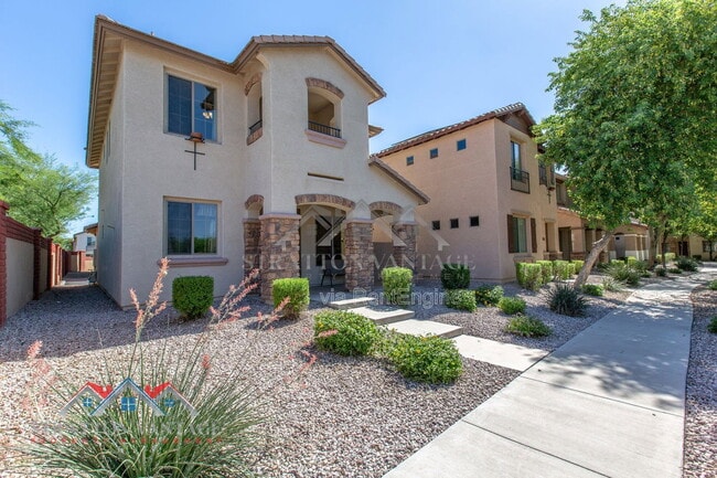Building Photo - 9136 W Meadow Dr
