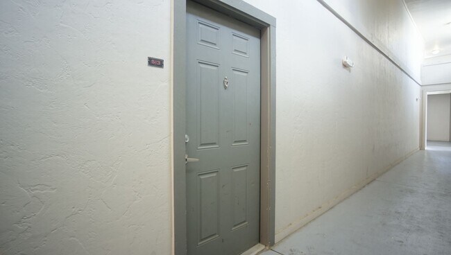 Foto del edificio - 1/1 in West Campus