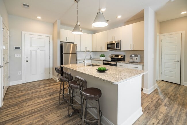 Building Photo - Hawthorne at Holly Springs