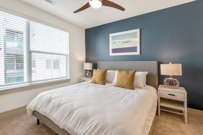 Building Photo - 21603 Spring Plaza Dr