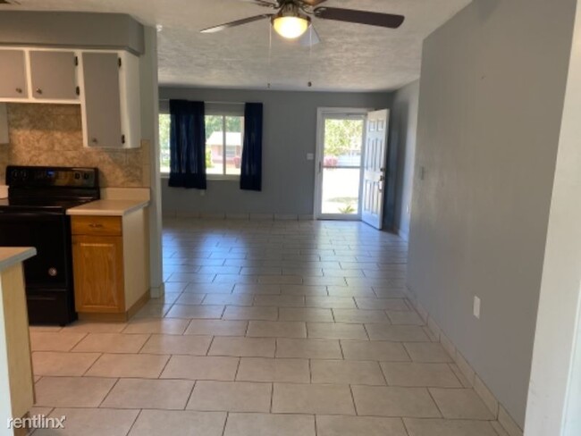 Foto del edificio - 2 br, 1 bath House - 53 S Jefferson St