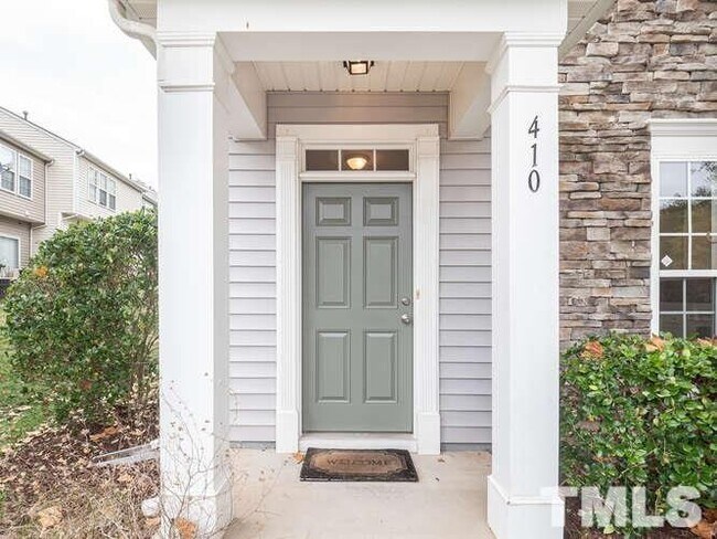 Building Photo - 410 Hickory Meadow Cir