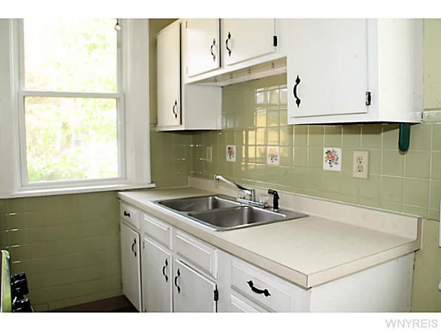 Building Photo - 554 Potomac Ave