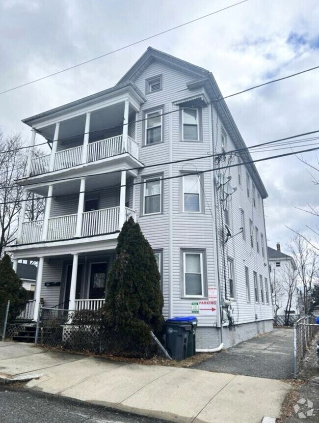 Building Photo - 129-131 Florence St