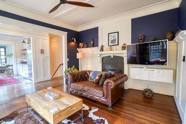Foto del edificio - Welcome to a stunning home in Virginia Hig...