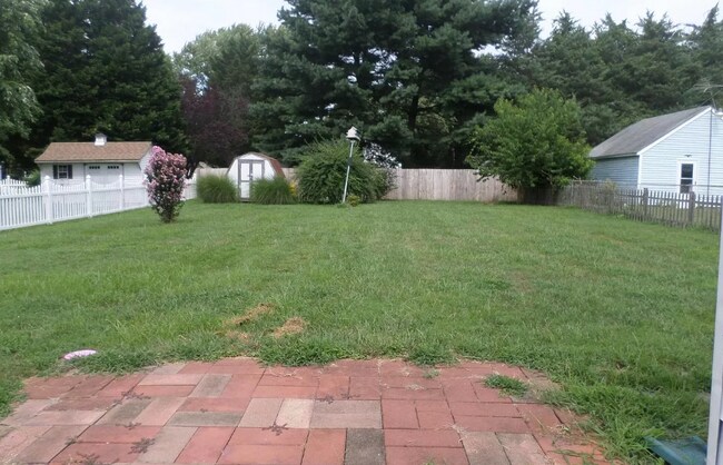 Foto del edificio - 311 Holly St