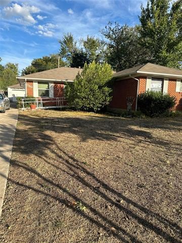 Primary Photo - 330 La Salle Dr