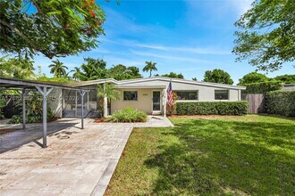 Building Photo - 6843 SW 53rd St