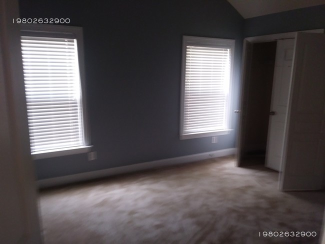 Building Photo - 3016 Connells Point Ave.