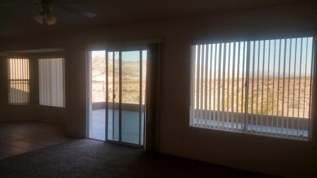 Building Photo - 3211 Katherine Dr