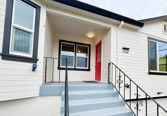 Foto del edificio - 153 Edgemont Ave