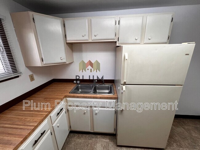 Foto del edificio - 2010 S 8th St W