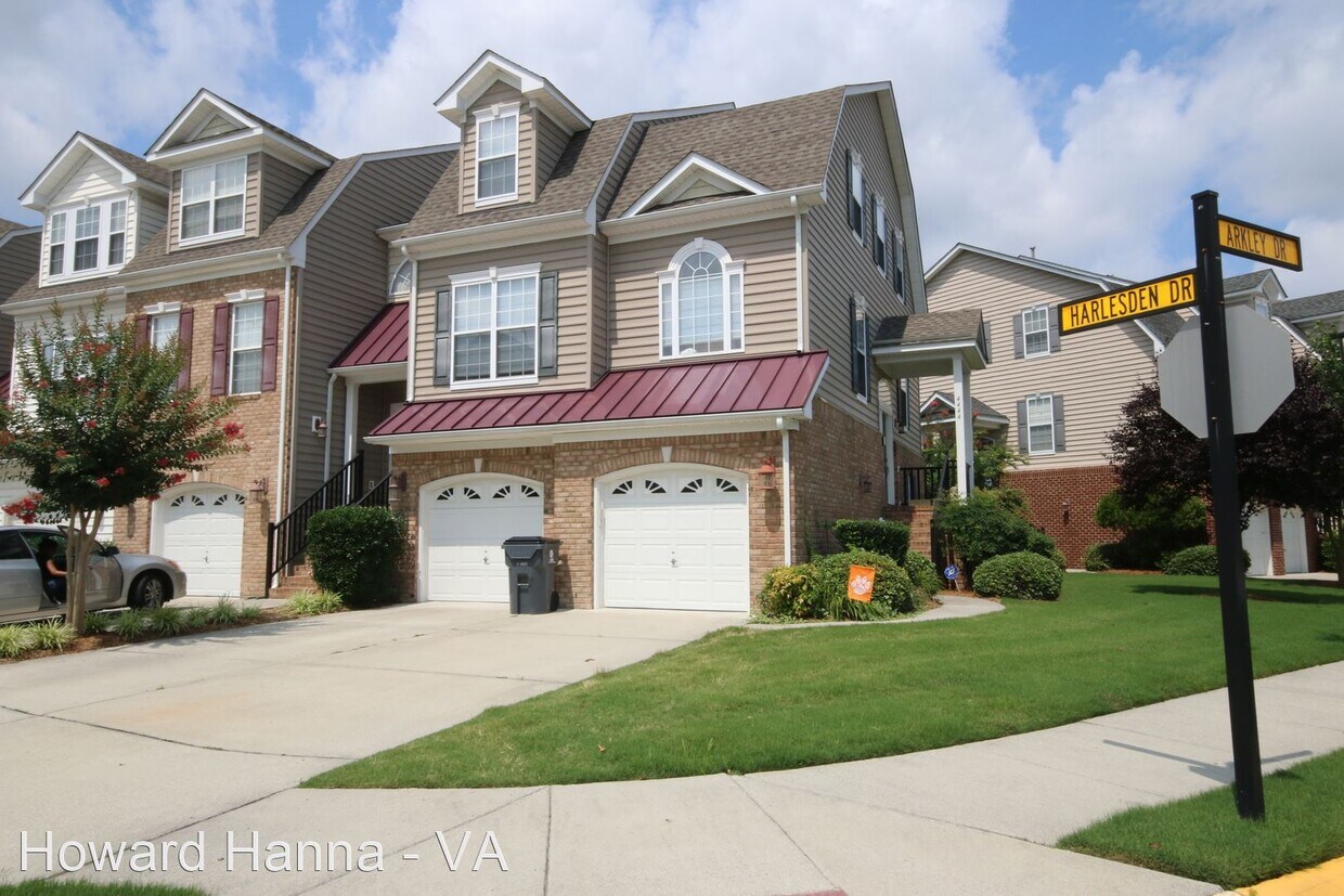 Primary Photo - 4 br, 3.5 bath House - 4444 Harlesden Drive