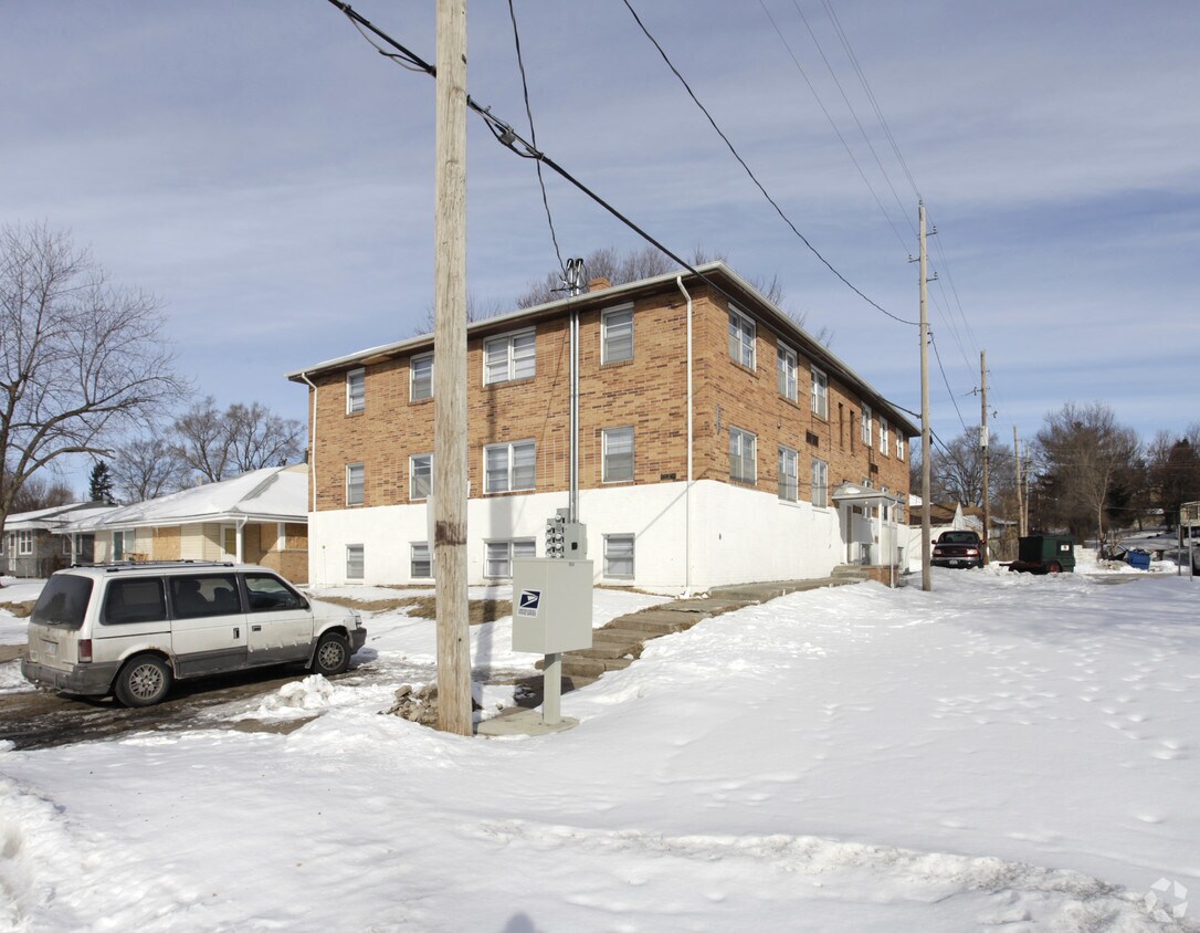 Foto del edificio - Brewer Apartments