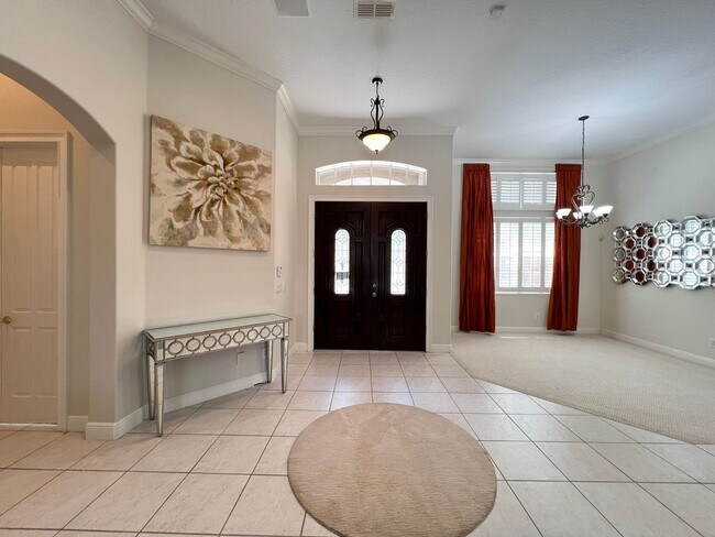 Foto del edificio - GORGEOUS SINGLE FAMILY HOME - PROPERTY  FU...