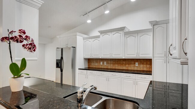 Foto del edificio - 20977 Country Creek Dr