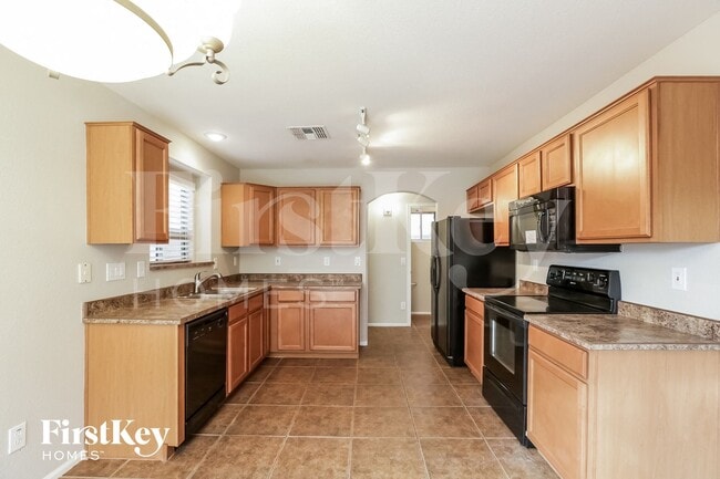 Foto del edificio - 12601 W Reade Ave