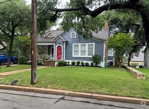Building Photo - 2842 Shoal Crest Ave