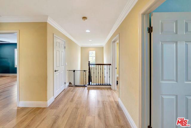 Foto del edificio - 27060 Mountain Willow Ln