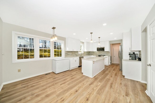 Building Photo - 3105 Glissade Ct