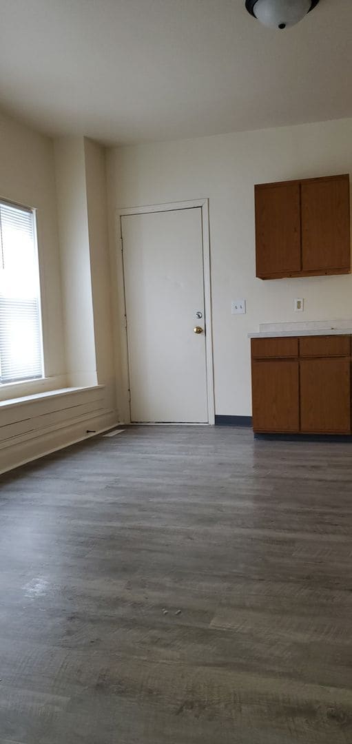 Building Photo - 1221 Berner St