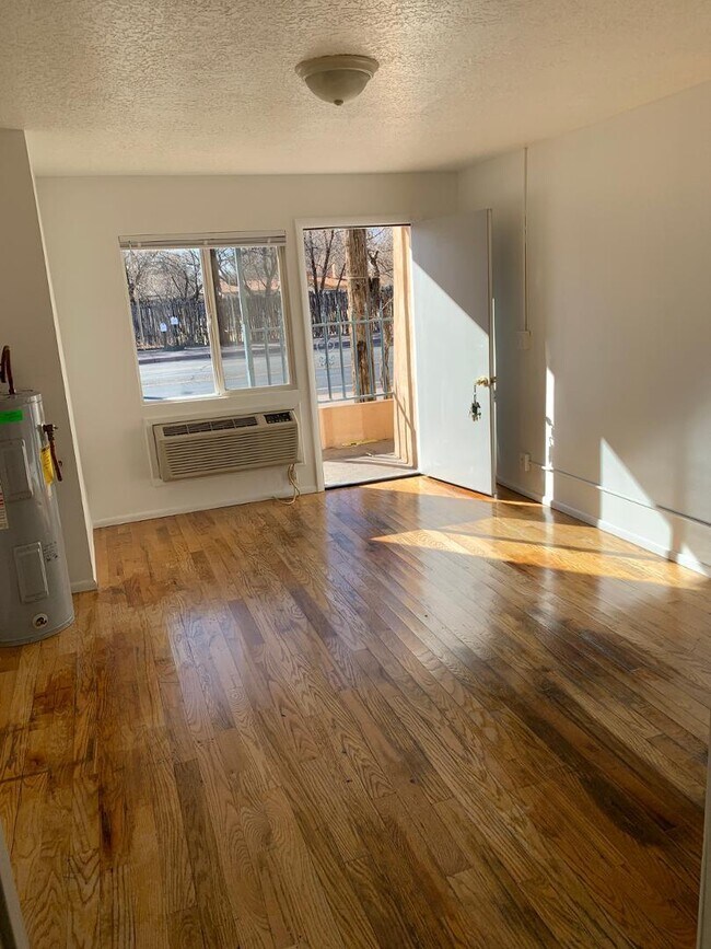 Foto del edificio - 9656 4th St NW