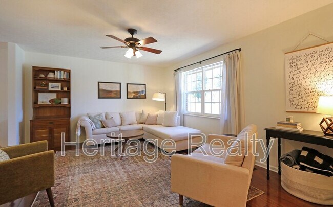 Foto del edificio - 9608 Clearwater Dr