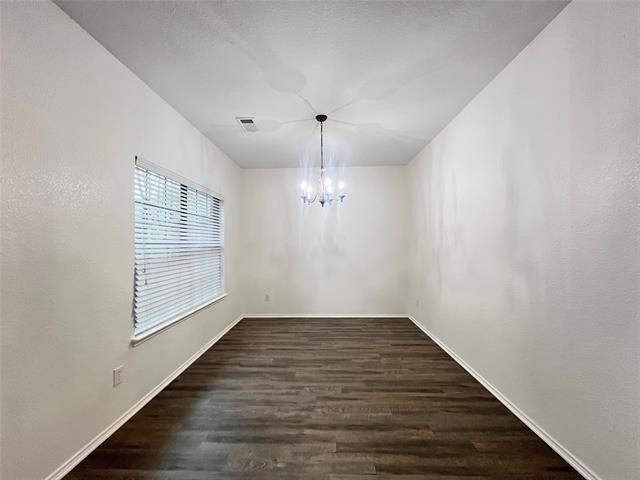 Building Photo - 3209 Hoover Dr