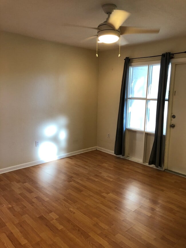 Living Area - 421 S Hyer Ave