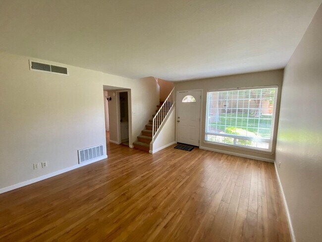 Foto del edificio - 6620 N 3rd St