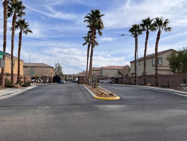 Foto del edificio - Gated Community - Southwest