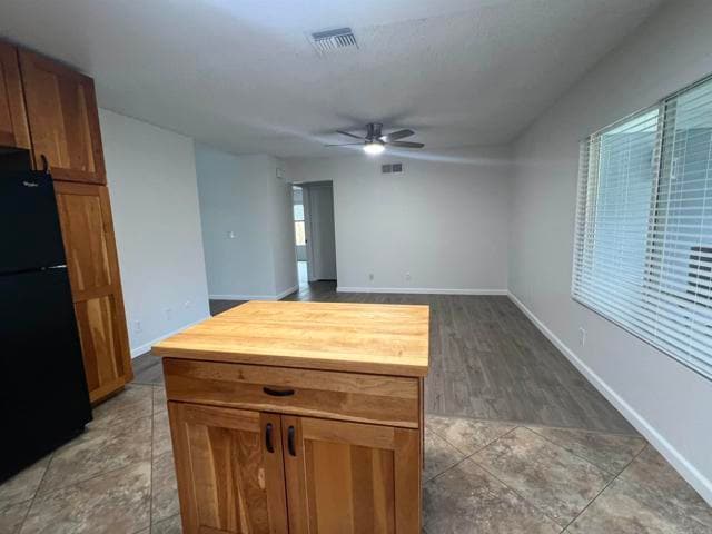 Building Photo - 11344 Camino Ruiz