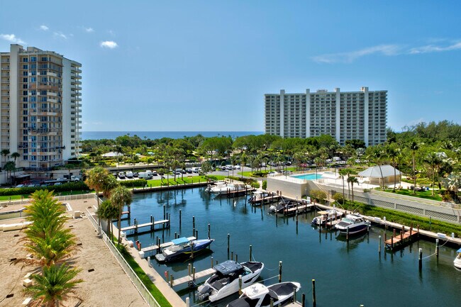 Building Photo - 4201 N Ocean Blvd
