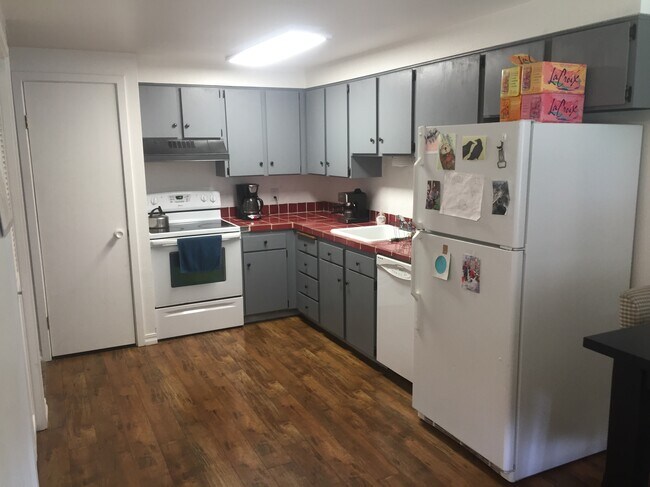 Foto del edificio - 1322 Florida Rd