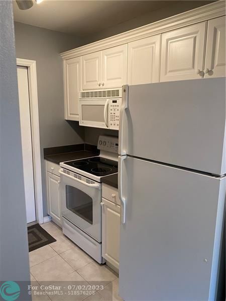 Foto del edificio - 510 SW 15th St