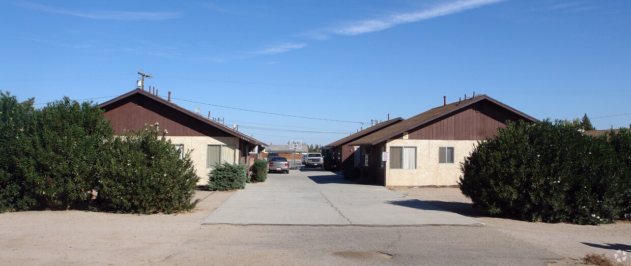 Primary Photo - 14050 Juniper St