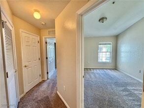 Building Photo - 912 Hampton Cir