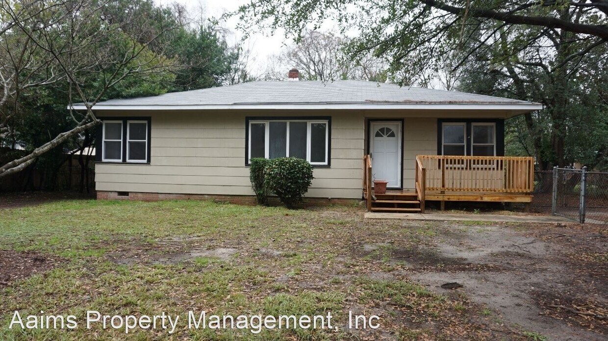 Primary Photo - 3 br, 1 bath House - 5210 Walnut Drive