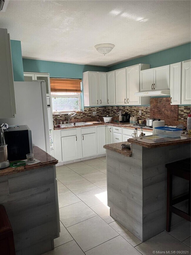 Foto del edificio - 5801 SW 41st St