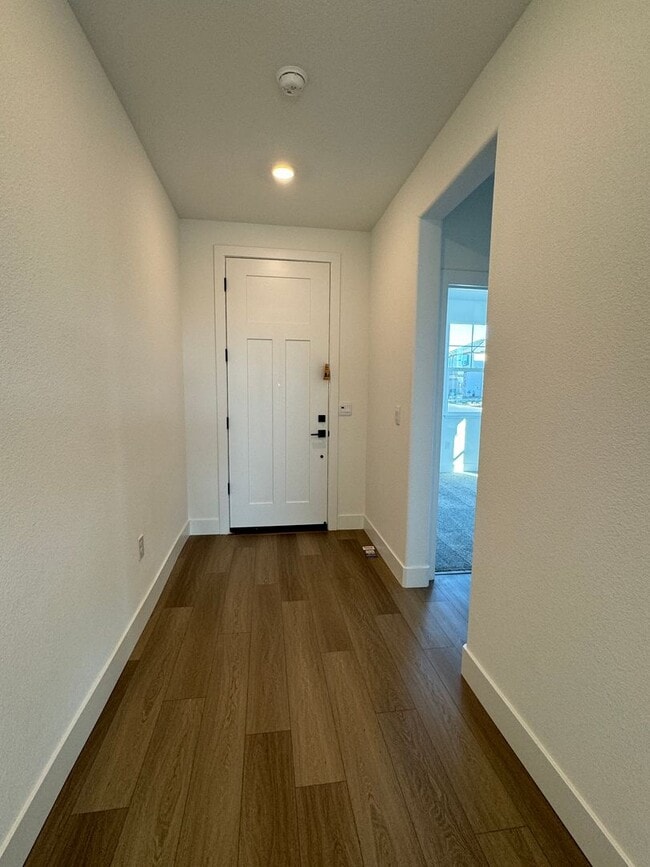 Building Photo - BRAND NEW, CORNER LOT 4 BED, 3 BATH, 2 CAR...