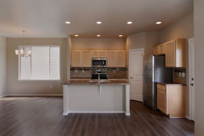 Building Photo - Fantastic Home in Loveland
