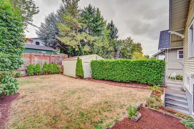 Foto del edificio - 5315 9th Ave NE