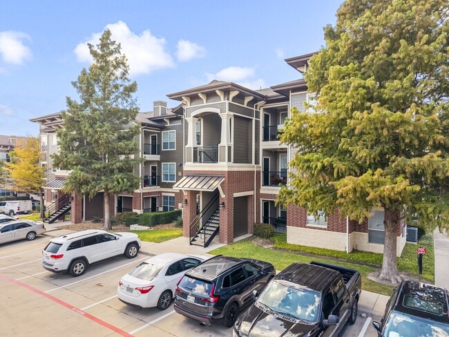 Building Photo - The View at Westover Hills