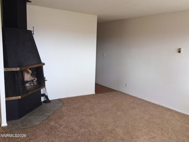 Building Photo - 3281 Gypsum Rd