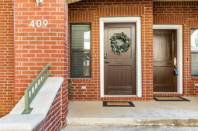 Foto del edificio - 1207 Beaconsfield Ln
